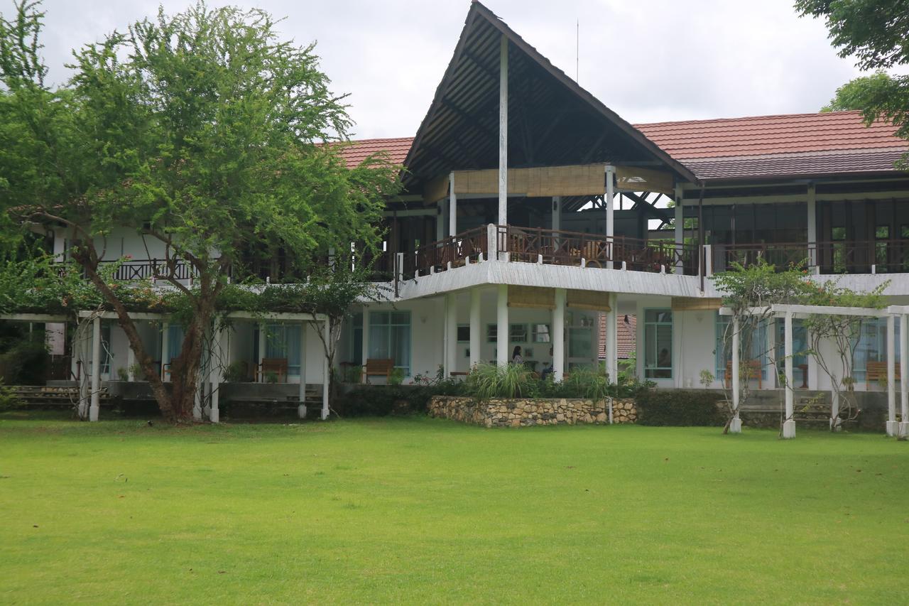 Bajo Komodo Eco Lodge لابوان باجو المظهر الخارجي الصورة