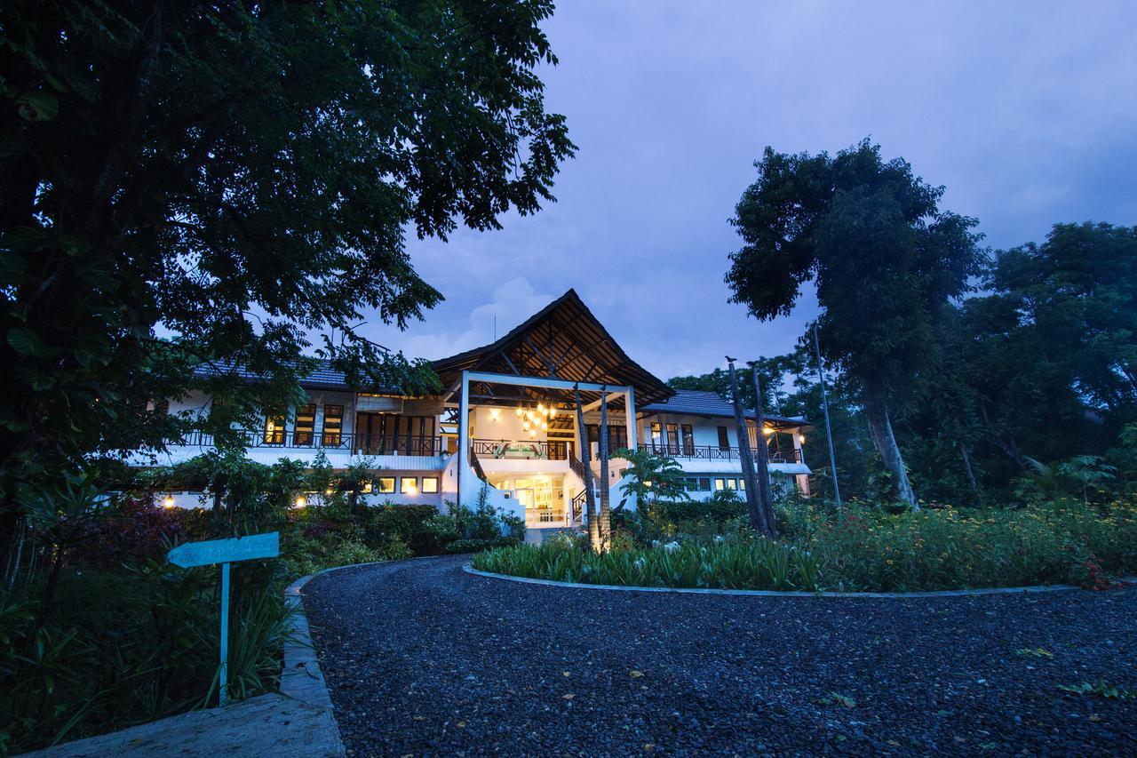 Bajo Komodo Eco Lodge لابوان باجو المظهر الخارجي الصورة