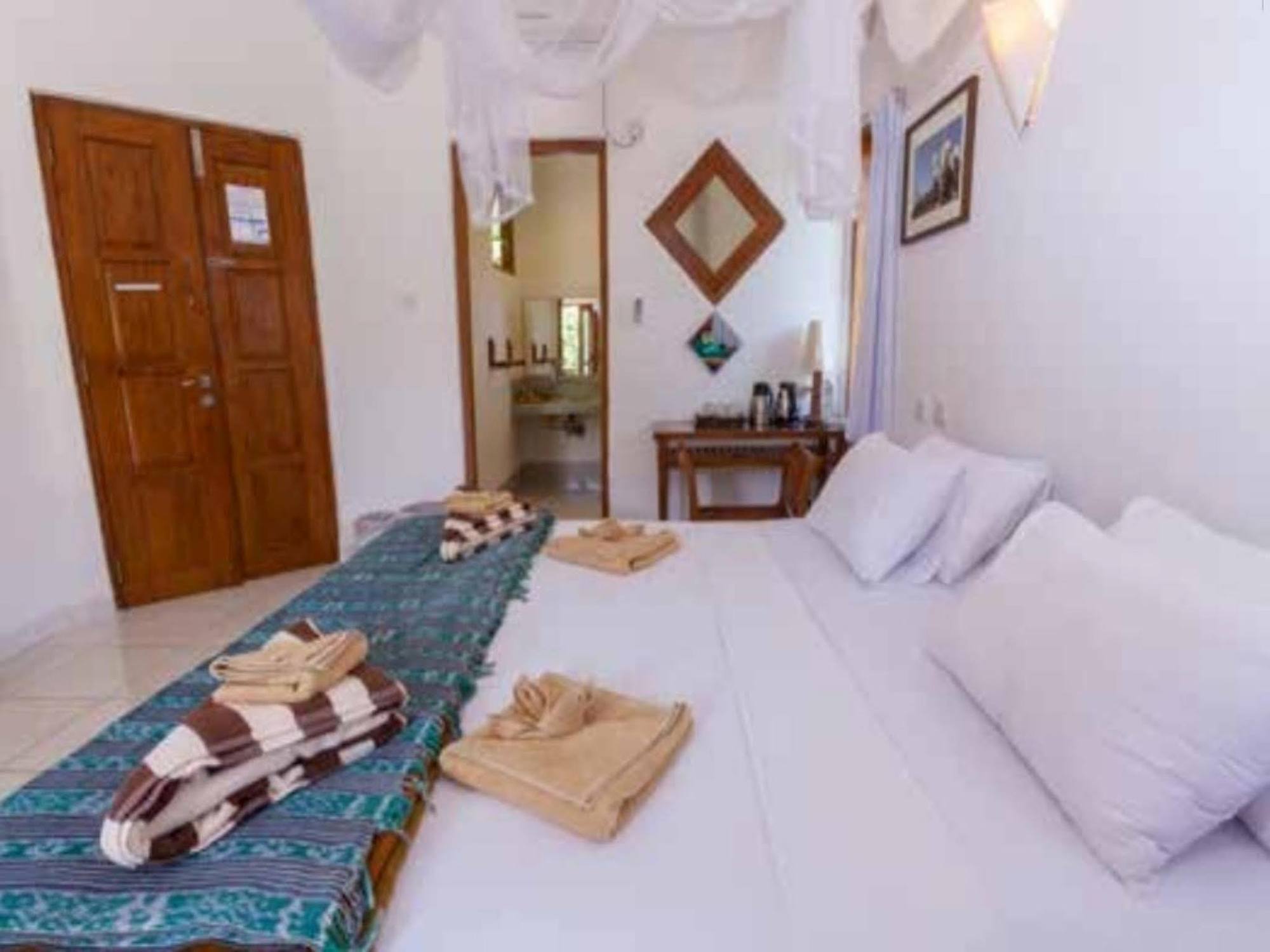 Bajo Komodo Eco Lodge لابوان باجو المظهر الخارجي الصورة
