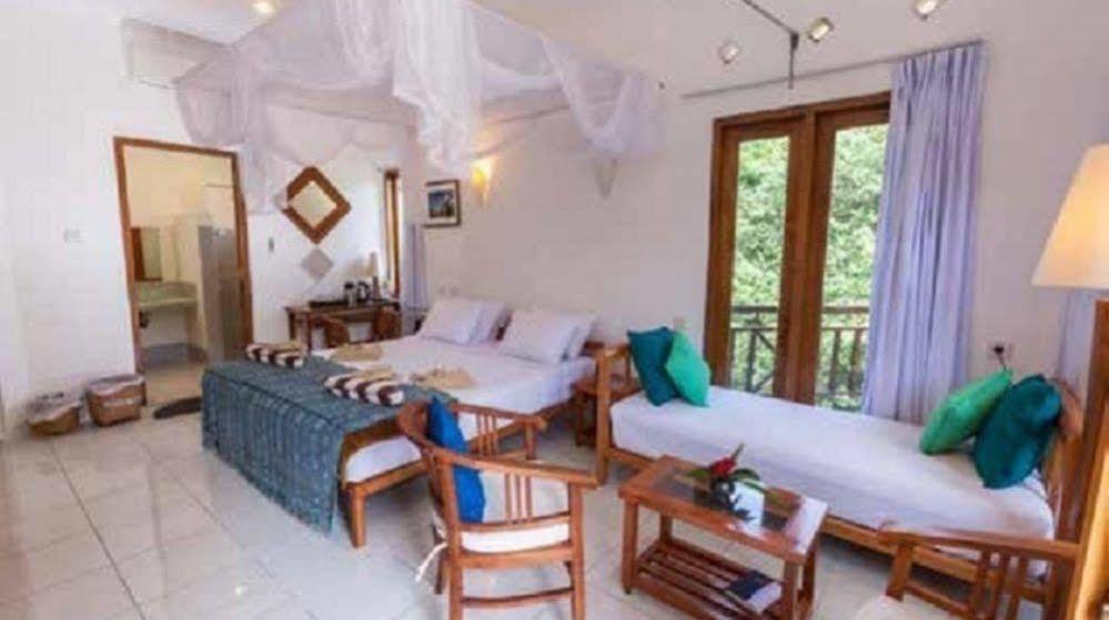 Bajo Komodo Eco Lodge لابوان باجو المظهر الخارجي الصورة